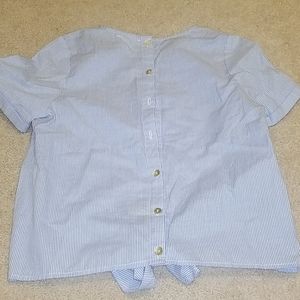 Blu Pepper/Dillards buttin back blouse